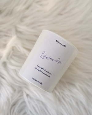 Świeca sojowa w białym szkle