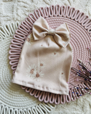 Stokrotki z kokardką