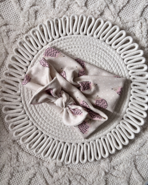 Opaska z kokardką – beżowa w jeżyki